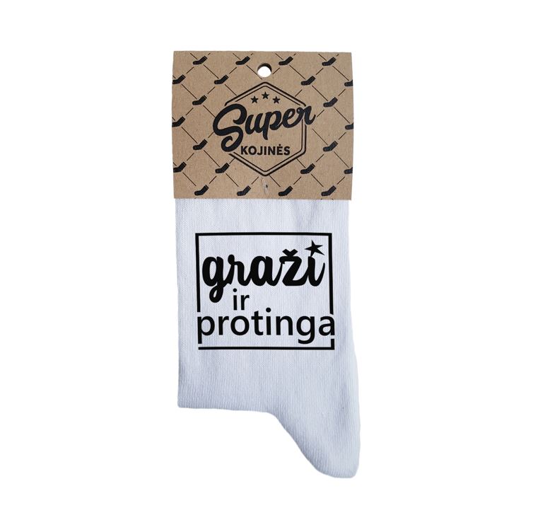 Baltos spalvos kojinės su užrašu graži ir protinga