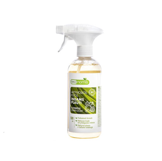 Putos indams plauti buteliuke su purškikliu