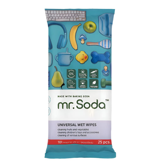 Universalios drėgnos servetėlės pakelyje