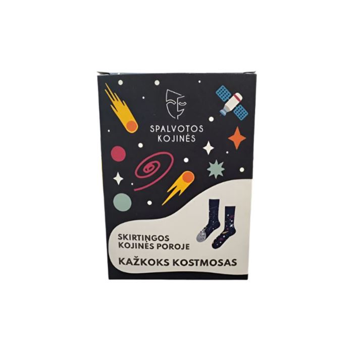 Spalvotos kojinės dėžutėje kosmosas
