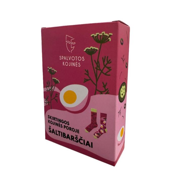 Spalvotos kojinės dėžutėje šaltibarščiai