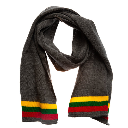 Pilkas šalikas su Lietuvos vėliavos atributika