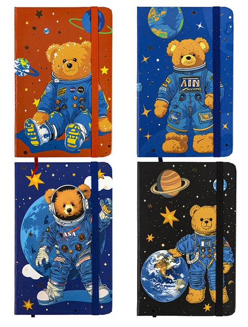 Užrašų knygelė BEAR IN SPACE, A6, 80 lapų, 77 gsm, linija, kietu viršeliu, su skirtuku ir gumele